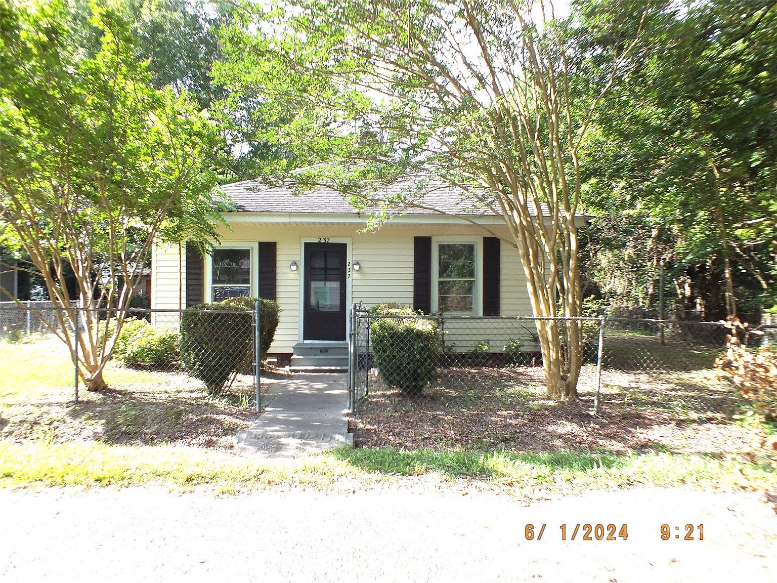 237 W 3rd St, Kershaw, SC 29067 MLS 4147789 Zillow