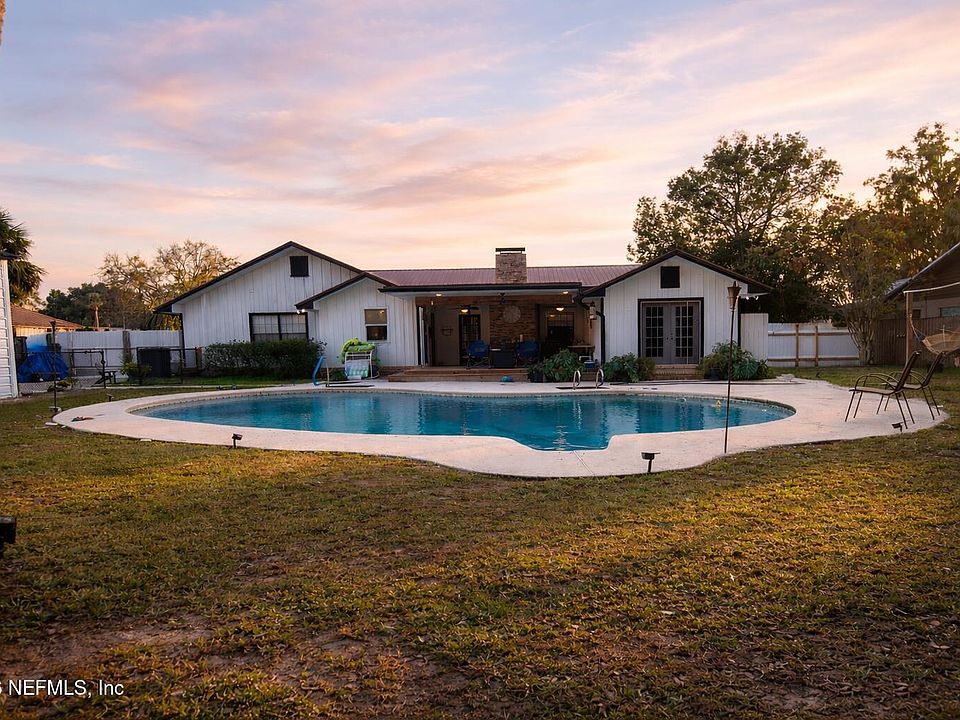 1st image of 114 TIMBER Lane