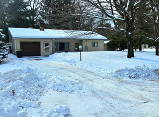 8866 South St, Saint Helen, MI 48656