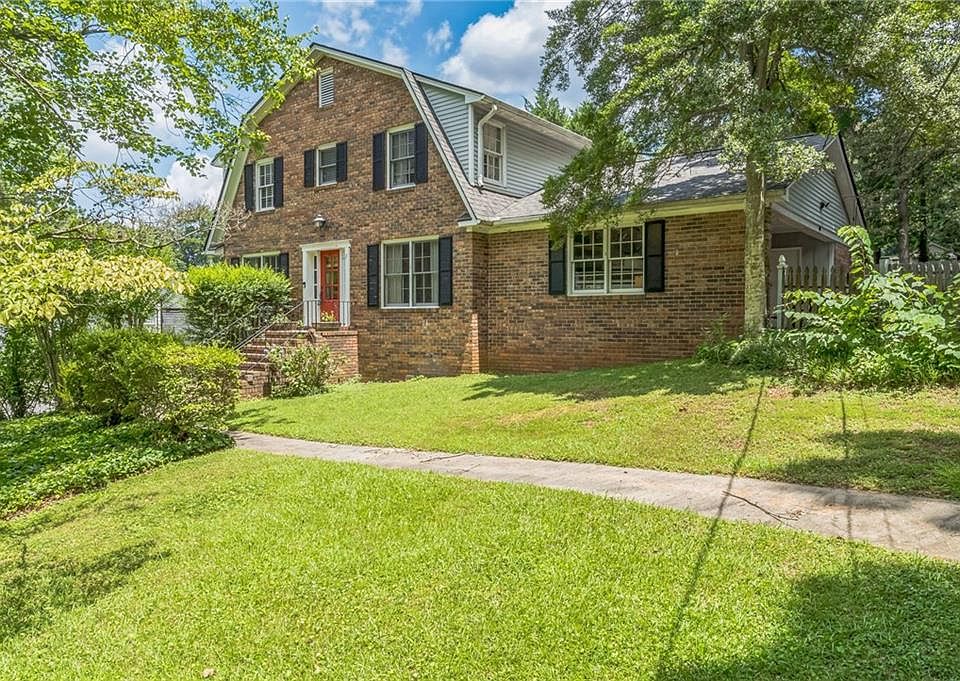 1st image of 2688 Lee Ann Dr