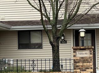 7490 Vinewood Ct, Maple Grove, MN 55311