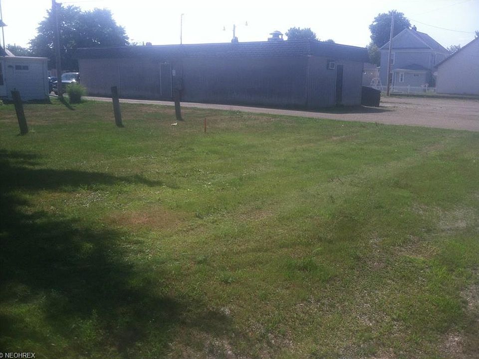 2nd image of W 4th St