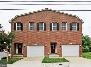 5038 Meade St NE, Washington, DC 20019