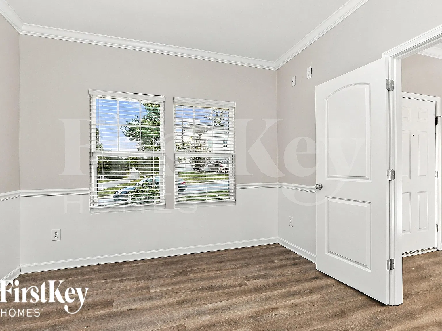 4 bed, 2.5 bath, 3220 sqft, $2,485 — Photo 4