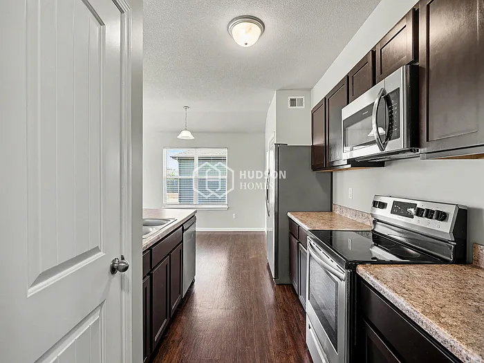 743 S Mulberry St — Photo 9
