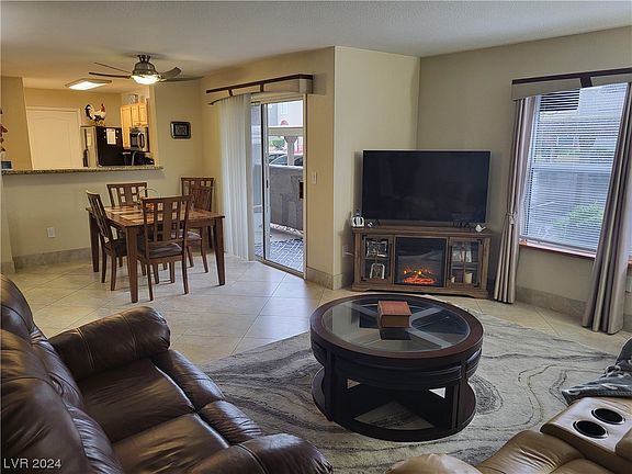 3rd image of 5055 W Hacienda Ave Unit 1076