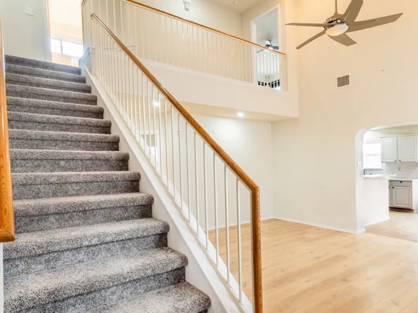 1512 Morning Mist Ln, Pflugerville, TX 78660