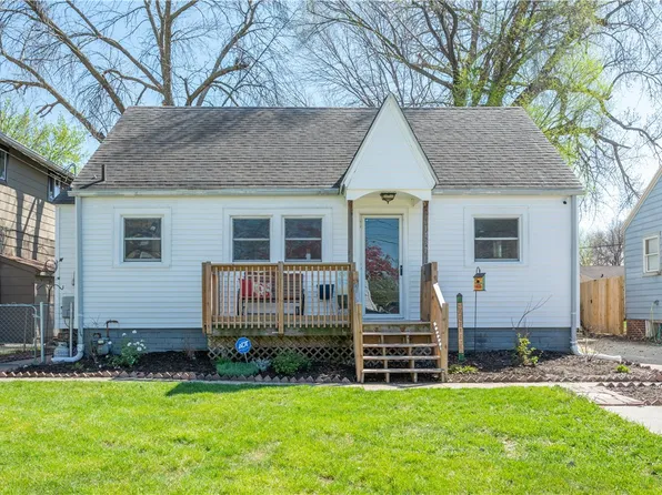 1437 Henderson Ave, Des Moines, IA 50316