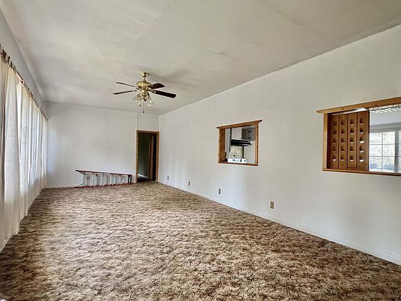 4th image of 144 S Salt Creek Rd