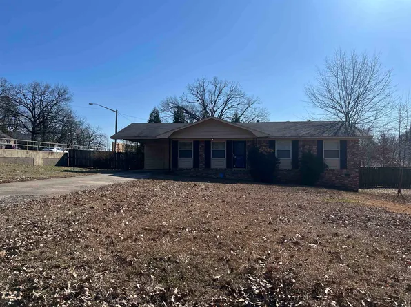 1 Eastbrook Cir, Little Rock, AR 72205