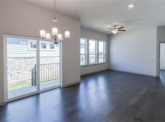 4th image of 2800 Joe Dimaggio Blvd Unit 32