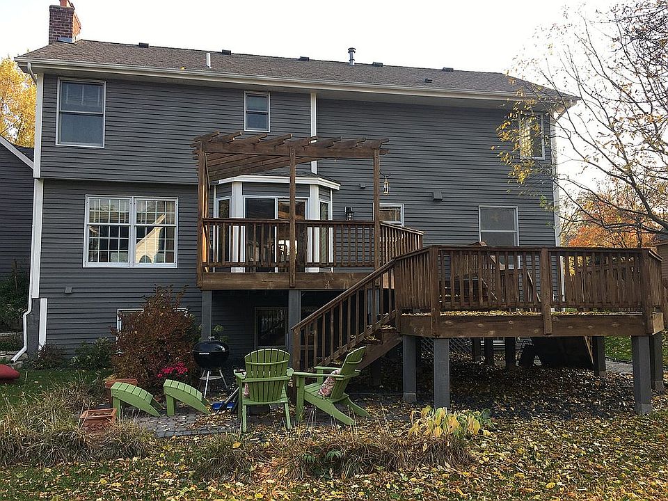 2nd image of 18835 32nd Ave N