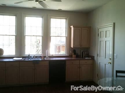 Large Windows in Eat-in Kitchen