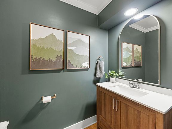 5th image of 1725 Maple Leaf Ct