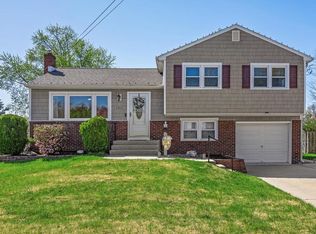 1917 Sussex Ave, Cherry Hill, NJ 08003
