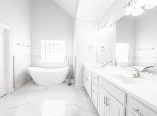 643 Hartman St, Houston, TX 77007