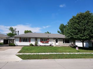 302 SE Park View Dr, Ankeny, IA 50021