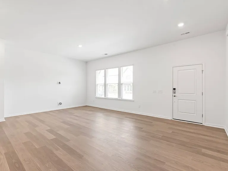 302 Silver Fleet Dr — Photo 6