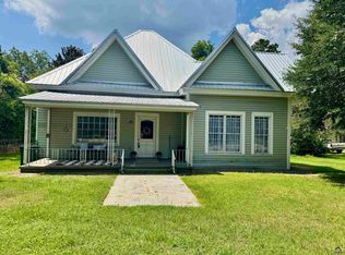 513 College St NE, Dawson, GA 39842