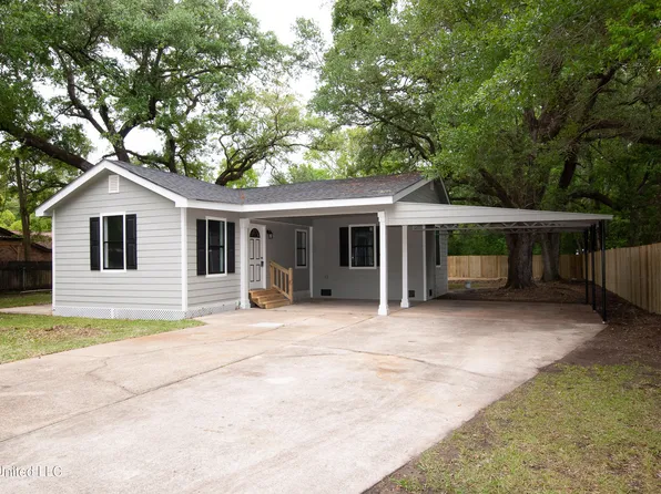 1203 Becht Ave, Pascagoula, MS 39567