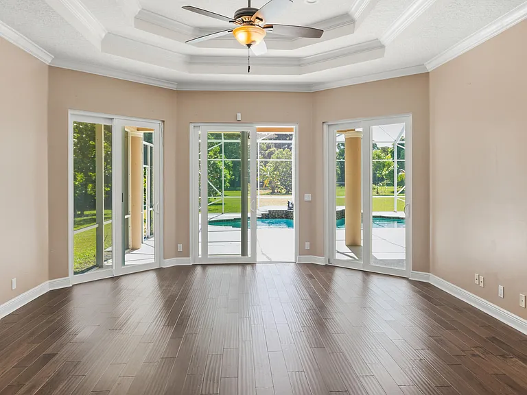 8480 Man O War Rd — Photo 43