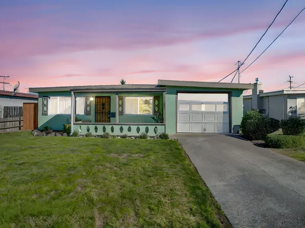 1319 Newburg Rd, Fortuna, CA 95540