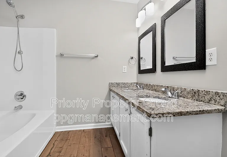 6424 Spanish Moss Ln — Photo 24