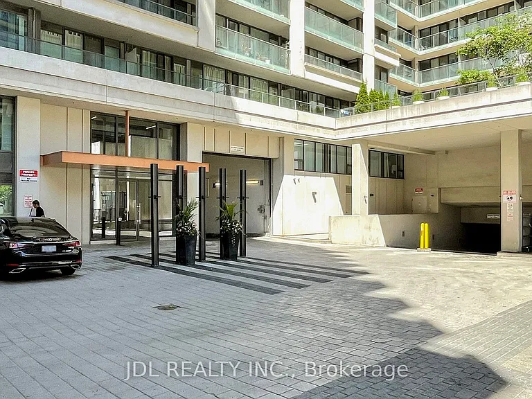 111 Elizabeth St #1037 — Photo 3