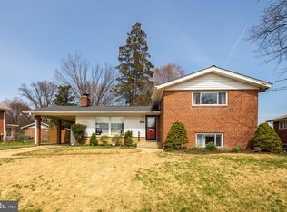 6902 Calverton Dr, Hyattsville, MD 20782