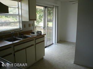 3rd image of 1751 Valencia Ave