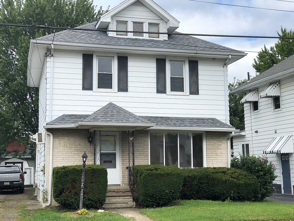 1st image of 42 N Welles Ave