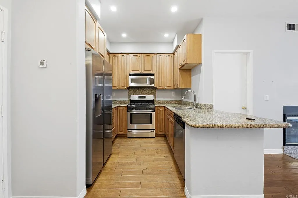Building Photo - 4148 Via Candidiz