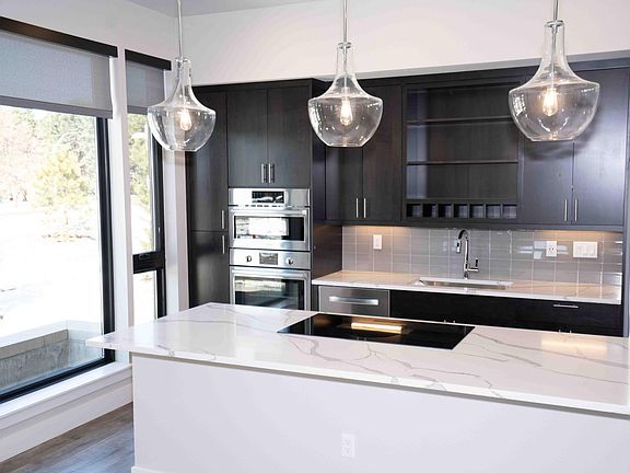 5th image of 6619 E Lowry Blvd Unit 109