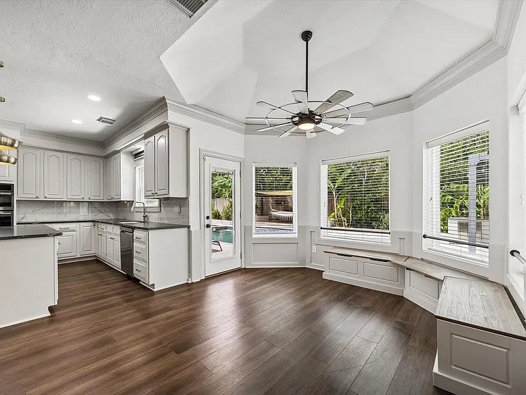 1534 Mission Springs Dr — Photo 16