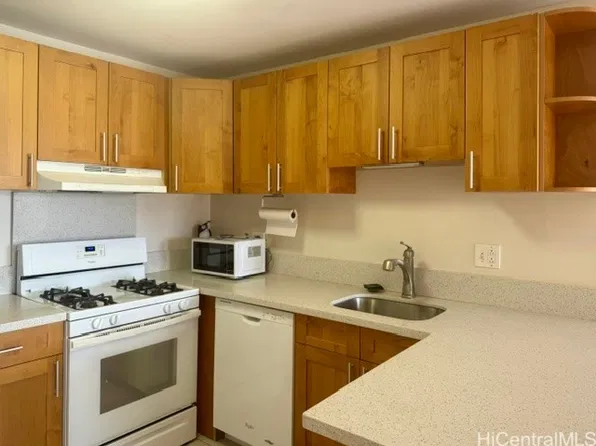 2452 Tusitala St APT 2010, Honolulu, HI 96815