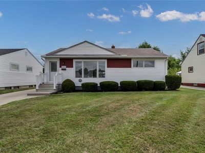 6083 Mercer Dr, Brookpark, OH, 44142