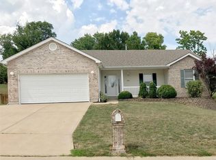 2823 Maplewood Ct, High Ridge, MO 63049