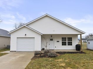 161 E Postal Ave, Newark, OH 43055