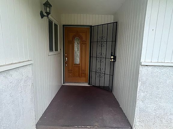 3rd image of 7001 College Ave