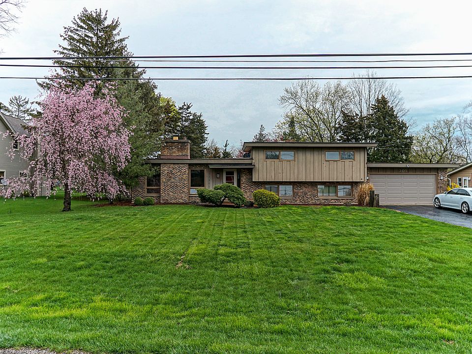 1st image of 305 Waterman Ave