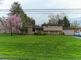 305 Waterman Ave, Prospect Heights, IL 60070