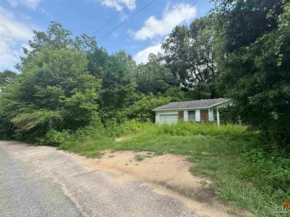 1165 Easy St, Pensacola, FL 32534