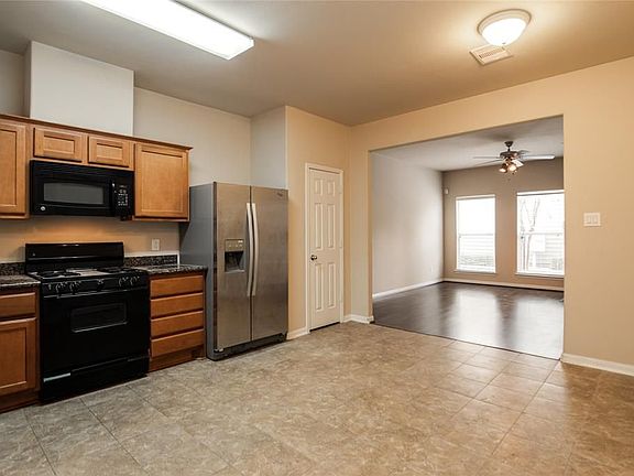 4th image of 2206 Naomi St Unit 4