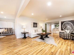 2455 Chelsea Pl, Santa Monica, CA 90404