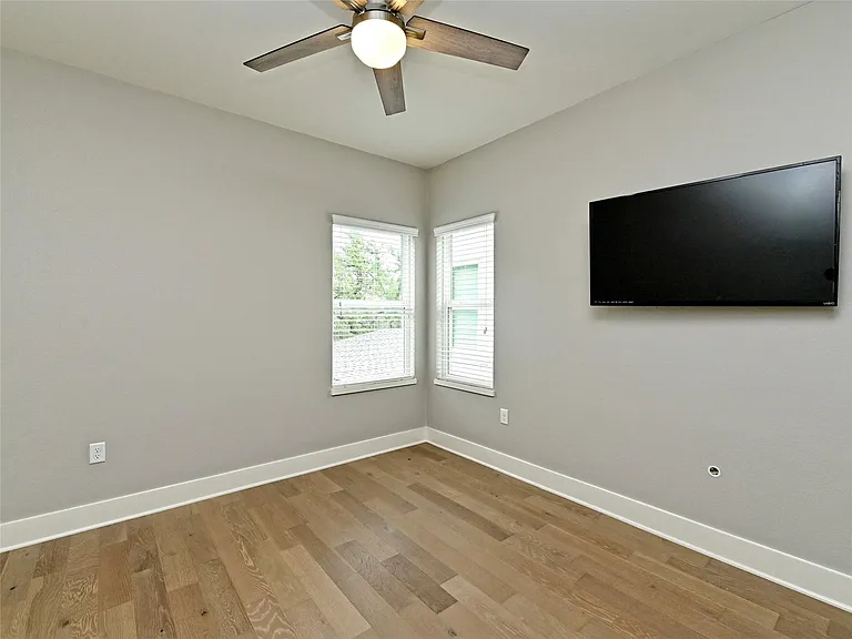 8518 Fathom Cir #114 — Photo 26