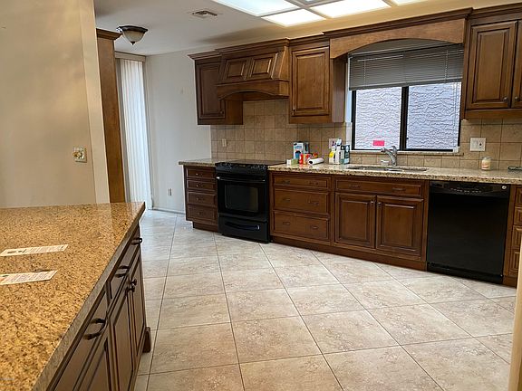 5th image of 1636 E Aurelius Ave