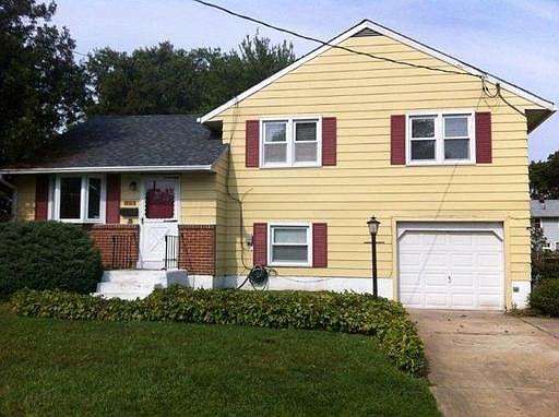 1st image of 1216 Lorrain Ave