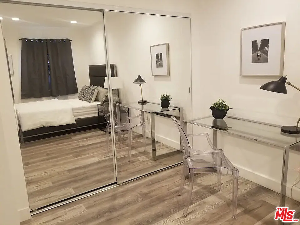 1 bed, 1.0 bath, 1390 sqft, $1,890 — Photo 4