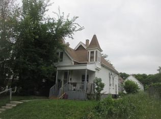 2552 N 37th St, Milwaukee, WI 53210