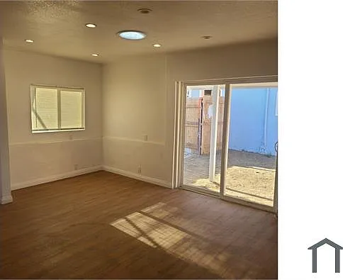5488 C St — Photo 9